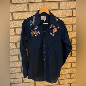 Rockmount vintage ranch west Denver Colorado  size med women’s